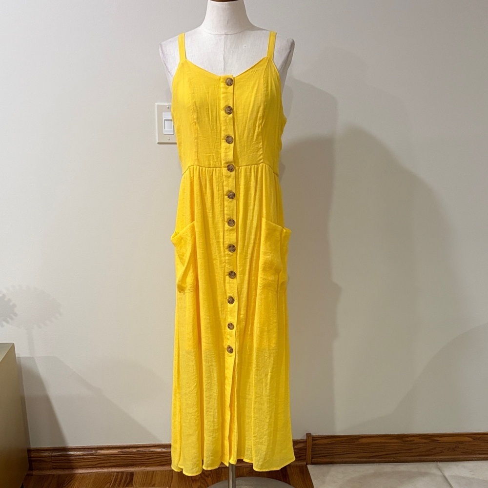 NWOT Canery Yellow Button-Front Spaghetti Strap smocked midi dress gauze fabric